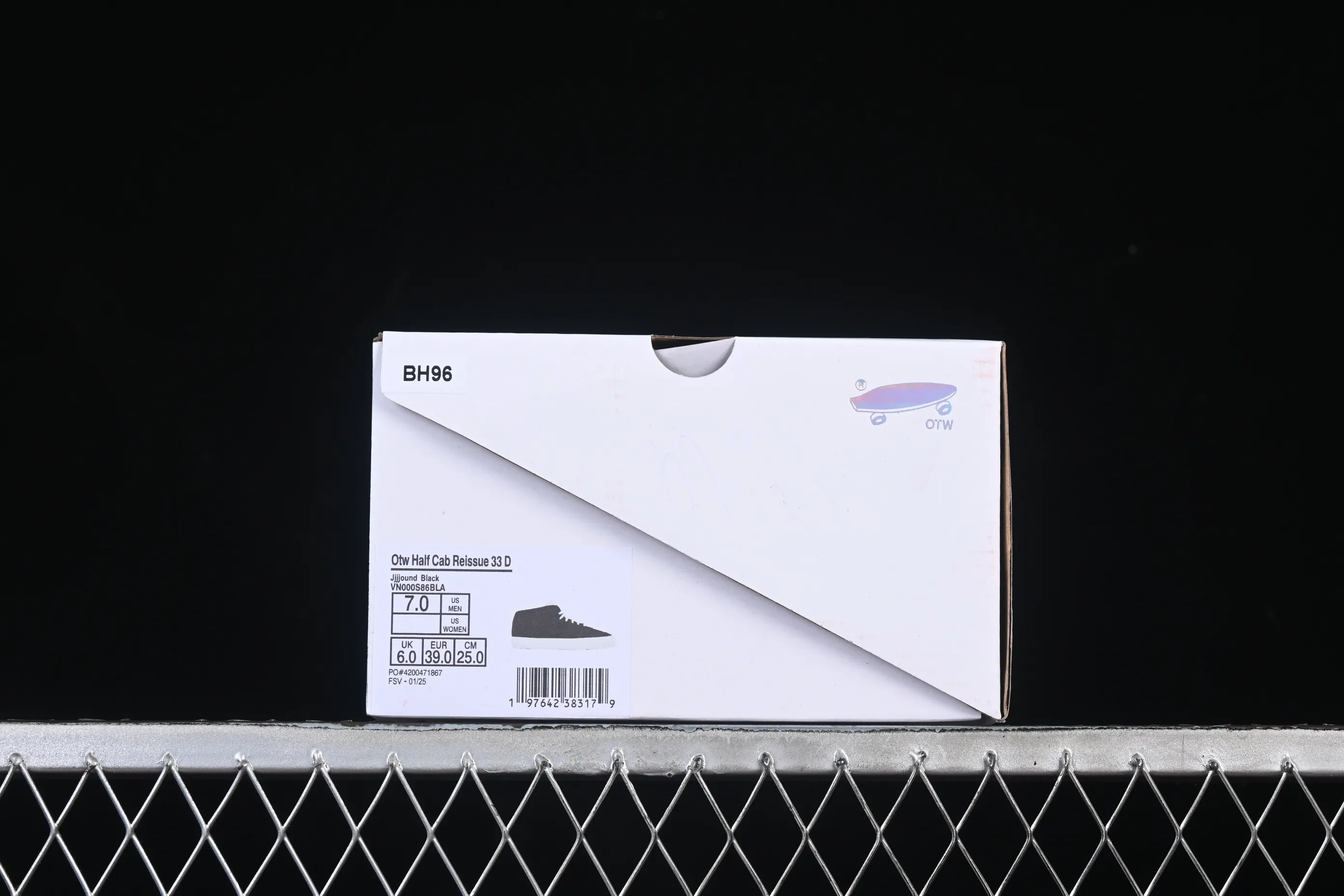 All categories Vans Vans series Vans Mid Vans China Vans Half Cab Reissue 33 Vans official retro casual simple versatile skateboard shoes VN000S86BLA